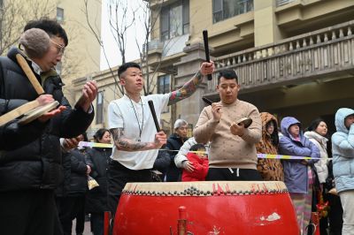 敲锣打鼓闹元宵1