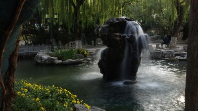 月牙飞瀑（二）