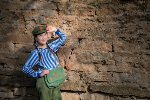 柿子沟人像（二）