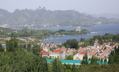 莱芜雪野湖风光