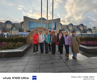 参观新疆博物馆2