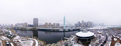 银装素裹分外妖绕