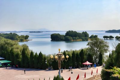 静静的西柏坡湖